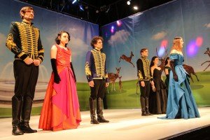 Najava premijere predstave "Vitezovi Lake male" pozorišta Deže Kostolanji