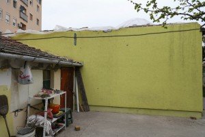 Obilazak kuća kojima su goreli krovovi (Ulica Koste Racina)