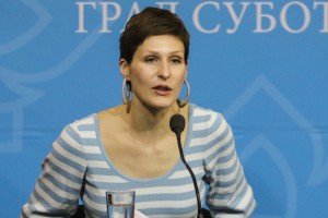 Najava pozorišne predstave "Kus petlić"