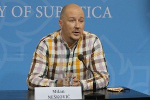 Najava pozorišne predstave "Kus petlić"