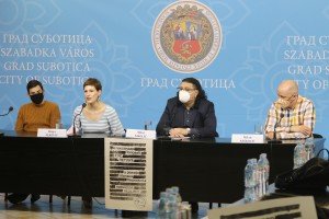 Najava pozorišne predstave "Kus petlić"