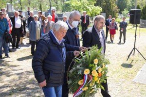 Polaganje venaca u Spomen parku povodom Dana pobede nad fašizmom