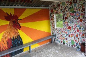 Oslikano autobusko stajalište u Verušiću