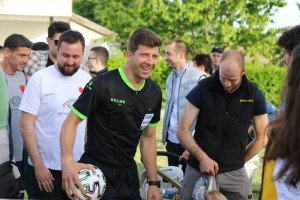 Humanitarna fudbalska utakmica asova srpskog fudbala