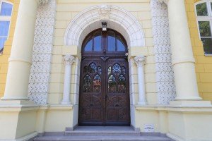 Uručenje tableta učenicima za praćenje onlajn nastave