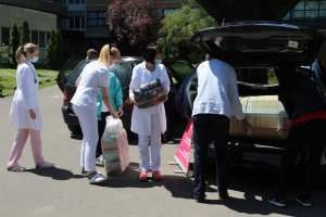 Uručenje donacije dečjem odeljenju bolnice