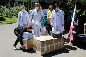 Uručenje donacije dečjem odeljenju bolnice