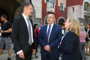 Otkrivanje spomenika Karolju Birou