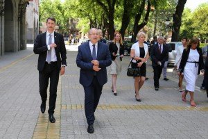 Otkrivanje spomenika Karolju Birou