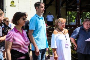 Otvaranje i početak ultramaratonske trke uz obalu jezera