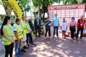 Otvaranje i početak ultramaratonske trke uz obalu jezera