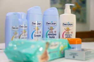 Darivanje beba rođenih tokom Nedelje Crvenog krsta