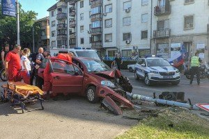 Saobraćajna nezgoda na raskrsnici kod Nove opštine