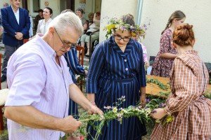 Preskakanje vatre u sklopu obeležavanja Dana Dužijance