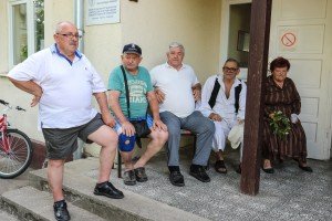 Preskakanje vatre u sklopu obeležavanja Dana Dužijance