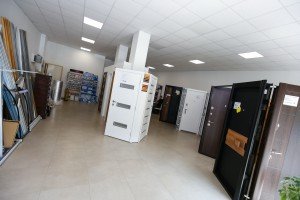 Veliki izbor kvalitetnih i sigurnih vrata u salonu "Vero vrata"