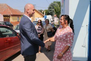 Pokrajinski sekretar Ivanišević u poseti udruženju "Autizam Subotica"