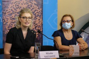 Najava koncerta "20 godina etno grupe Iskon"