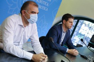 Obraćanje povodom 30 godina postojanja ansambla "Ravnica"