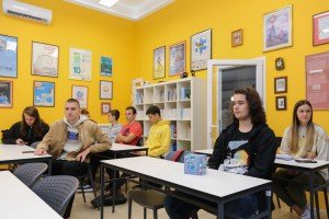 Predavanje profesora dr Endrea Šilija talentovanim matematičarima