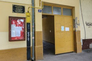 Podela kuvanih obroka u okviru programa Narodne kuhinje Crvenog krsta