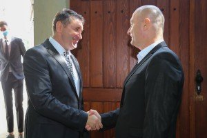 Pokrajinski sekretar Ivanišević u poseti firmi "Unit sport"