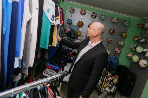 Pokrajinski sekretar Ivanišević u poseti firmi "Unit sport"