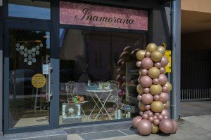 "Inamorana" - prodavnica poklon paketa, dekoracije, balona...