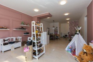 "Inamorana" - prodavnica poklon paketa, dekoracije, balona...