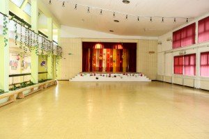 Balint Pastor i Žolt Sakalaš u obilasku OŠ "Majšanski put"