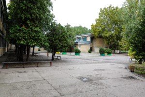 Balint Pastor i Žolt Sakalaš u obilasku OŠ "Majšanski put"