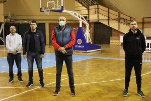 Košarka (Ž): Spartak - Karaburma