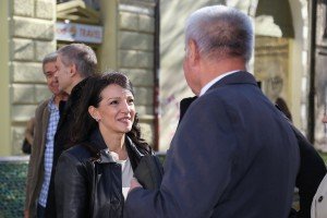 Članovi predsedništva Stranke slobode i pravde sa građanima Subotice