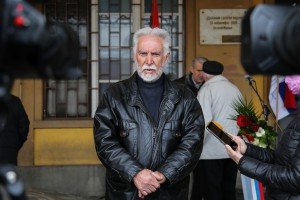 Polaganje venaca na Spomen ploču oslobodiocima Subotice