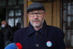 Polaganje venaca na Spomen ploču oslobodiocima Subotice