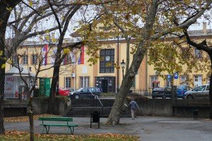 Polaganje venaca na Spomen ploču oslobodiocima Subotice