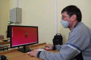 Obilazak kabineta opremljenog sa “Raspberry Pi” računarima