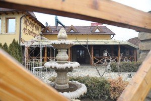 Sekretar Nenad Ivanišević u poseti ugostiteljskom objektu i prenoćištu "Roadside"