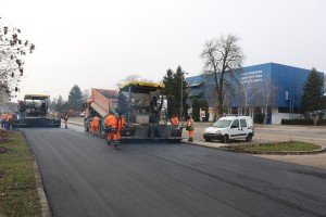Obilazak radova na asfaltiranju ulice Ferenca Sepa