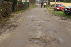 Razgovor sa stanovnicima Ulice bratstva jedinstva na Paliću povodom asfalta