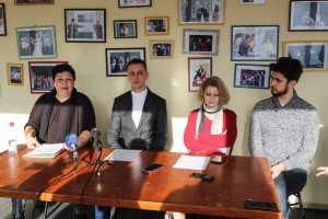 Najava premijere "Živi pesak" Drame na mađarskom jeziku