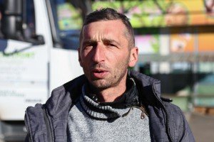 Prodaja ukrasnih (novogodišnjih) jelki na "Zelencu"