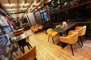 Novi kafe u centru grada - Feniks VIP