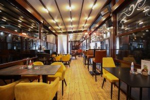 Novi kafe u centru grada - Feniks VIP