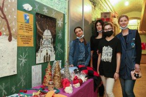 Novogodišnja predstava i prodajna izložba humanitarnog karaktera