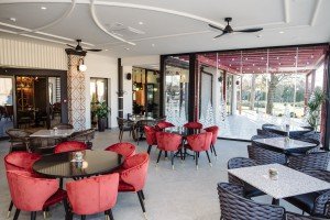 Restoran domaće i međunarodne kuhinje na Paliću