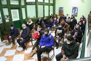 Uručenje tableta deci iz hraniteljskih porodica