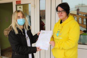 Udruženje "Anđeli severa" doniralo kašastu hranu za decu "Kolevke"