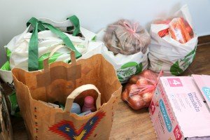 Akcija prikupljanja i podele hrane i namirnica za socijalno ugrožene