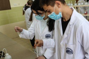 Hemijsko tehnološka škola - smer forenzičar